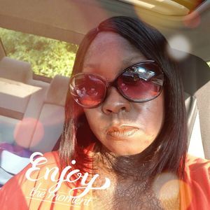 Meet your Posher, Regina